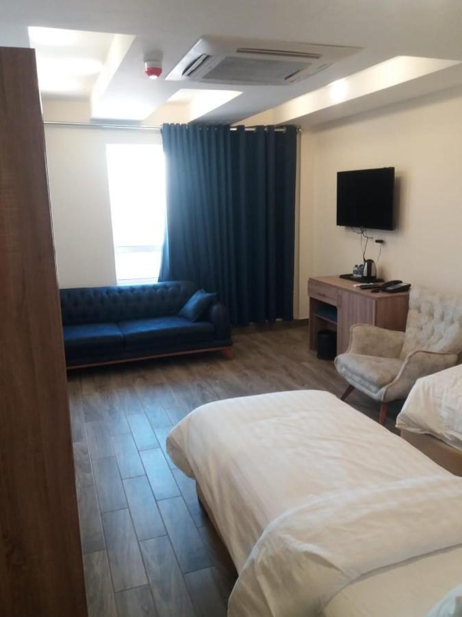 La Riva Hotel アカバ エクステリア 写真